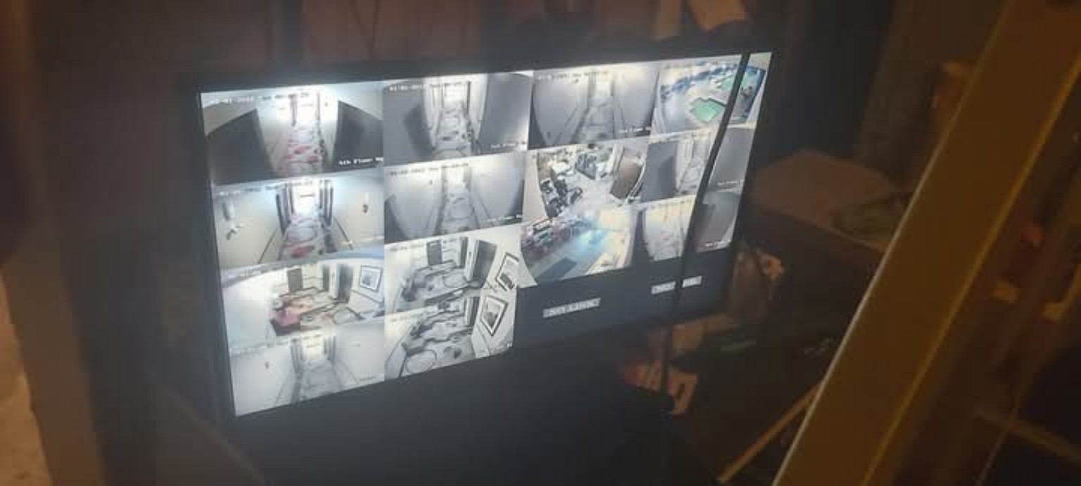 Multi-camera surveillance monitoring display